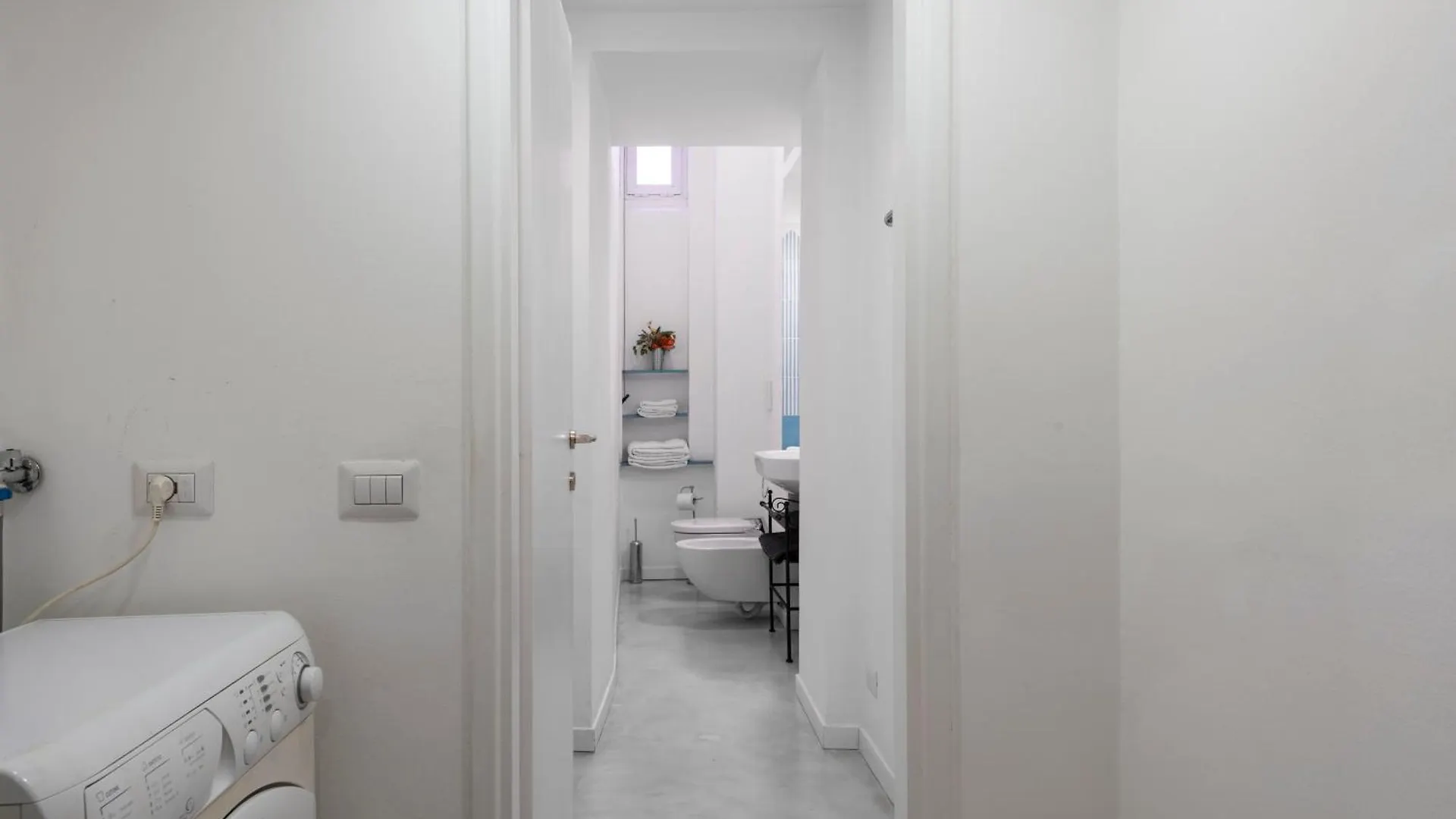 Petrarca - 7Sundays Apartment Milan 0*,
