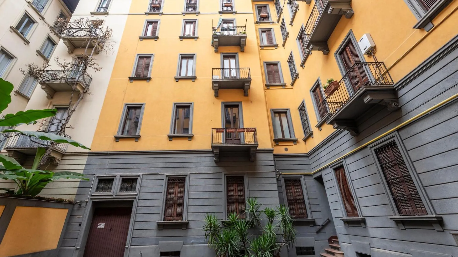 Petrarca - 7Sundays Apartment Milan 0*,